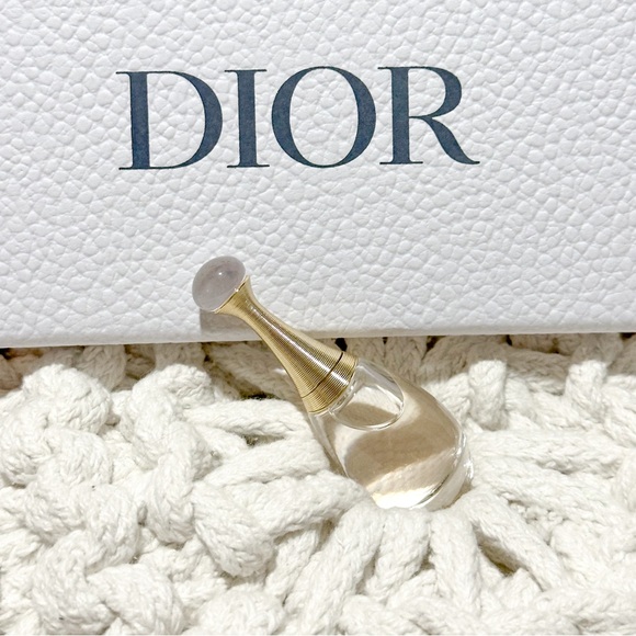 Mini Dior Eau de Parfum - Picture 2 of 2